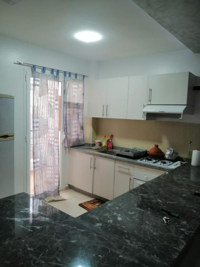 Lovely Two Bedrooms Apartment Tangier Exterior photo