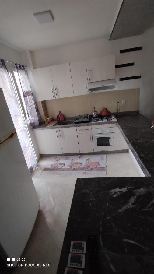 Lovely Two Bedrooms Apartment Tangier Exterior photo